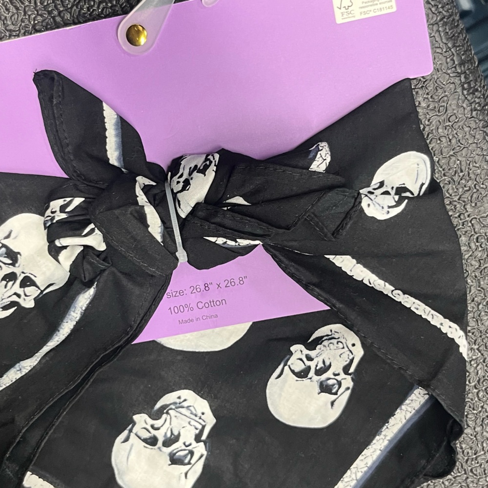 NWT ⚜️🖤⚜️ Piper K Halloween Skull Satin Bandana - Picture 10 of 10